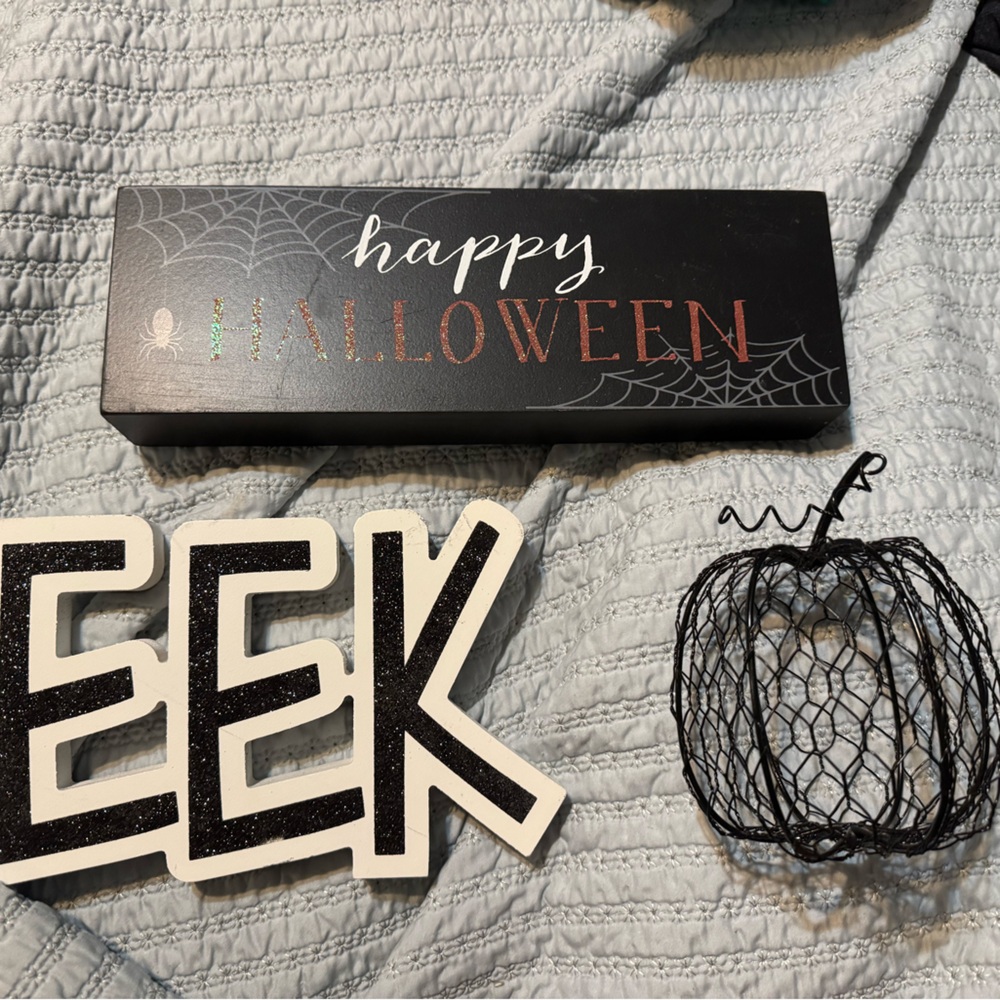 Halloween Decor